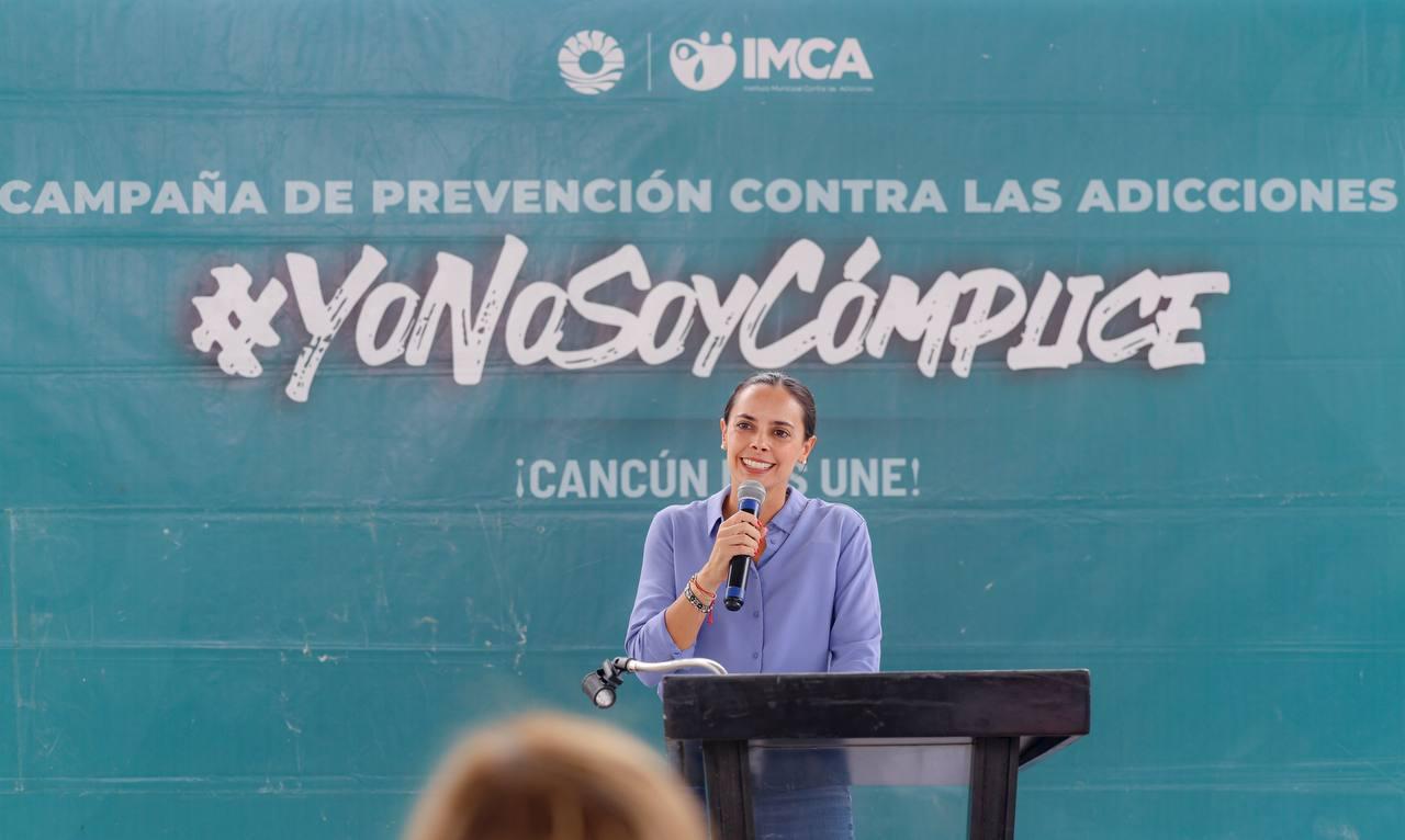 uploads/6/32/01 (2006).Jpeg